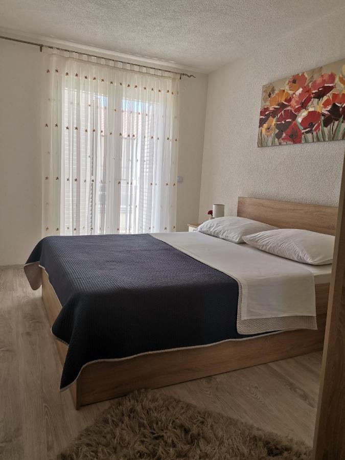 Apartment Marina Pavic 赫瓦尔 外观 照片