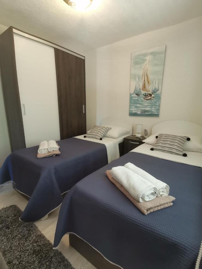 Apartment Marina Pavic 赫瓦尔 外观 照片