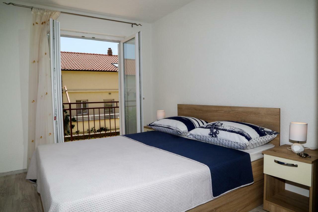 Apartment Marina Pavic 赫瓦尔 外观 照片